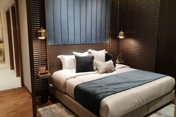 roomImg
